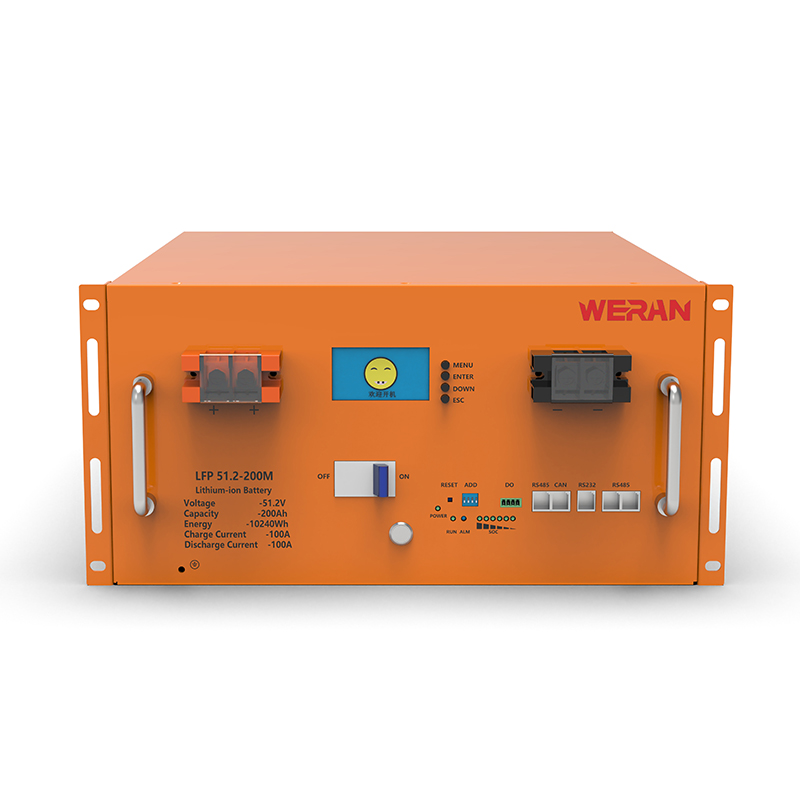 WERAN WRL-48200RO 51,2 V 200 Ah LiFePO4 stojanová batéria (10,24 kWh) – 8 000 cyklov, vysoký prúd, modulárne solárne úložisko