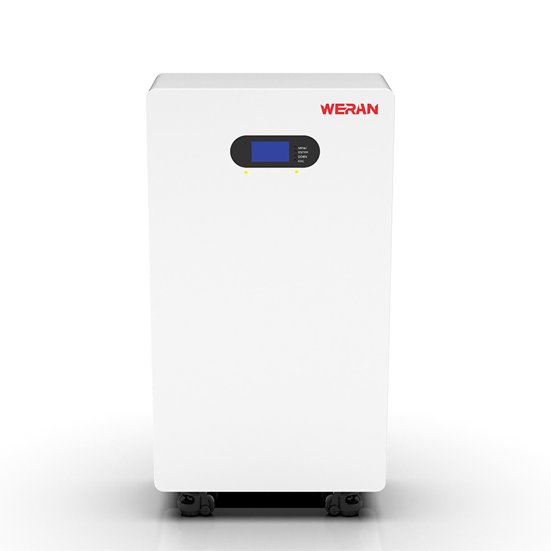 WERAN WRL-48200UW 51,2V 200Ah LiFePO4 batéria (10,24kWh) – IP65 na kolesá / montáž na stenu, stohovateľný 48V solárny zásobník