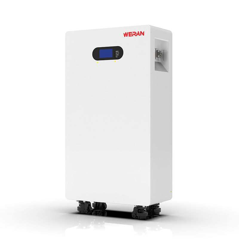 WERAN WRL-48200UW 51,2V 200Ah LiFePO4 batéria (10,24kWh) – IP65 na kolesá / montáž na stenu, stohovateľný 48V solárny zásobník
